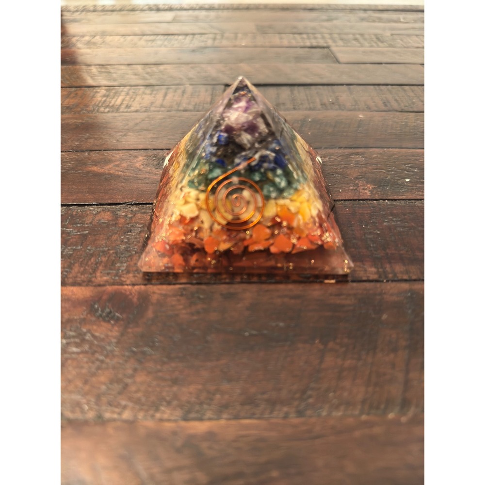 Orgone Chakra Pyramid Healing Crystals Resin Energy Generator Flower of Life